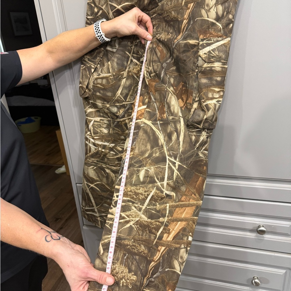 Men's Camouflage Cargo Pants - Picture 5 of 5